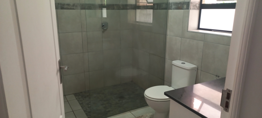 2 Bedroom Property for Sale in Fraaiuitsig Western Cape